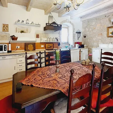 Kazun Holiday home