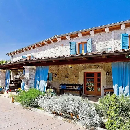 Kazun Holiday home